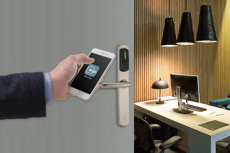 5 WAYS TO SAFELY SECURE YOUR HOME